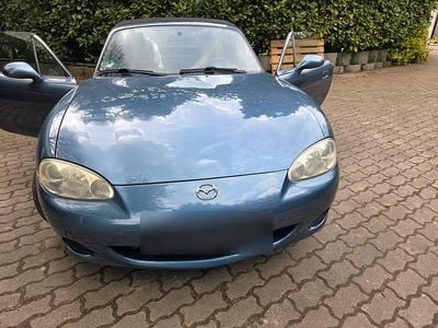 Second-hand Mazda MX5 146 CP (107 kW) 2005 Albastru Cabrio