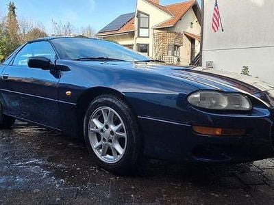 Blau Gebraucht 2002 Chevrolet Camaro Cabrio | 7.490 €