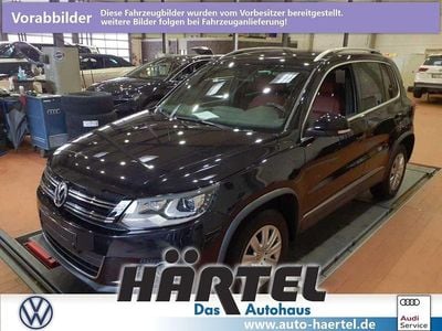 Gebraucht VW Tiguan Exclusive 179 PS (131 kW) 2015 Deep black perleffekt, pearl effect SUV