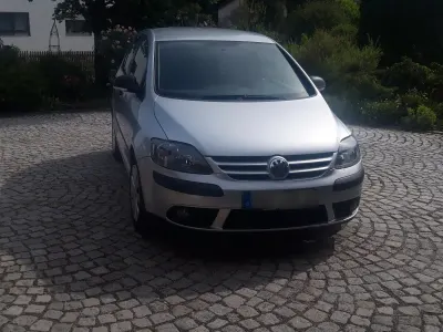 Gebraucht VW Golf Plus Cross 102 PS (75 kW) 2008 Silber Limousine