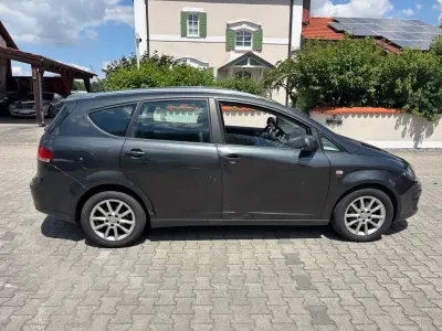 Gebraucht Seat Altea XL Stylance 140 PS (102 kW) 2010 Schwarz Van / Kleinbus
