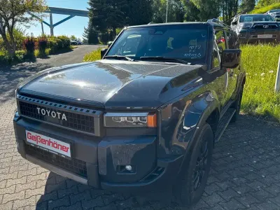 Neu Toyota Land Cruiser Executive 205 PS (150 kW) 2026 Grau SUV