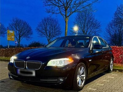 Second-hand BMW 530 258 CP (189 kW) 2013 Negru Berlinǎ