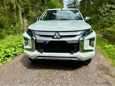 Używany Mitsubishi L200 150 KM (110 kW) 2022 Biały Pickup