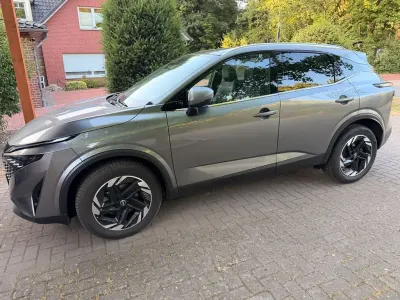 Gebraucht Nissan Qashqai N-Connecta 158 PS (116 kW) 2025 Grau SUV