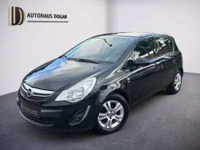 Gebraucht Opel Corsa 101 PS (74 kW) 2012 Schwarz Kleinwagen