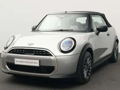 Gebraucht Mini Cooper Cabriolet Favoured 163 PS (119 kW) 2025 Grau Cabrio