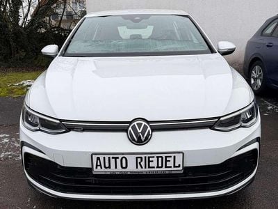 Weiß Gebraucht 2021 VW Golf VIII R-line Limousine | 22.090 € (Guter Preis)