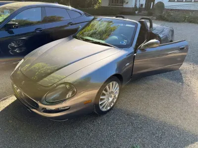 Gebraucht Maserati Spyder GT 390 PS (286 kW) 2002 Grau Cabrio