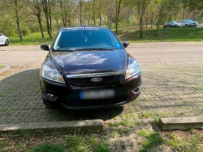 Gebraucht Ford Focus 115 PS (84 kW) 2010 Braun Limousine