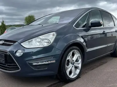 Gebraucht Ford S-MAX Titanium 200 PS (147 kW) 2014 Grau Van / Kleinbus