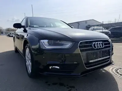 Gebraucht Audi A4 Attraction 150 PS (110 kW) 2015 Schwarz Kombi