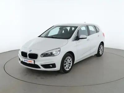Gebraucht BMW 218 Active Tourer Advantage 136 PS (100 kW) 2017 Weiß Van / Kleinbus