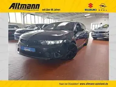 Gebraucht Opel Astra 131 PS (96 kW) 2025 Lackierung schwarz perla nera/ Kombi