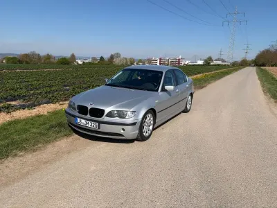Gebraucht BMW 320 Performance 170 PS (125 kW) 2002 Silber Limousine
