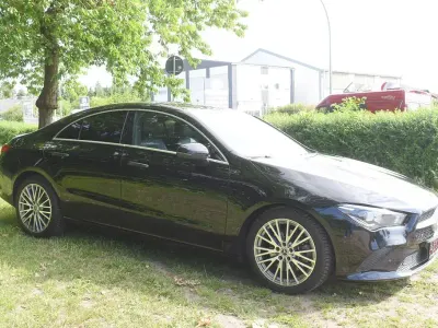 Brugt Mercedes CLA220 190 HK (139 kW) 2020 Sort Sedan
