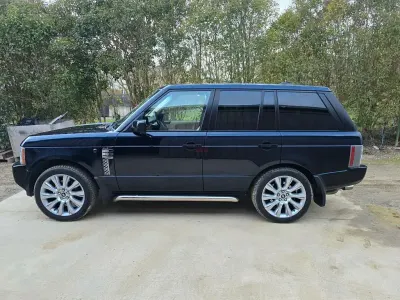 Gebraucht Land Rover Range Rover Vogue 272 PS (200 kW) 2007 Blau SUV