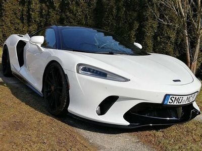 McLaren GT