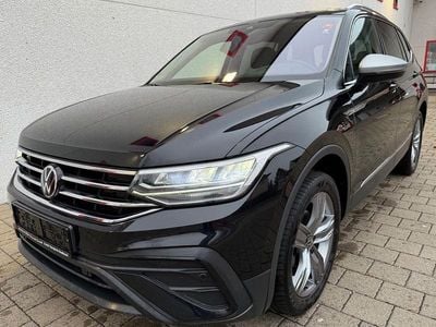 Schwarz Gebraucht 2023 VW Tiguan Allspace Life SUV | 24.990 € (Fairer Preis)