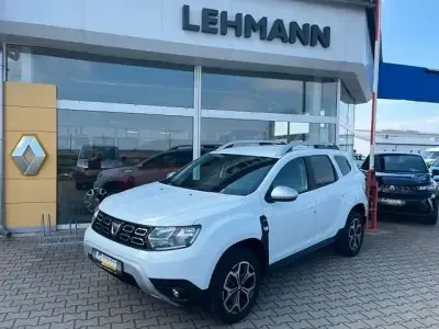 Używany Dacia Duster Prestige 150 KM (110 kW) 2021 Biały SUV