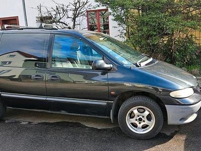 Gebraucht Chrysler Voyager 133 PS (97 kW) 1999 Schwarz Van / Kleinbus
