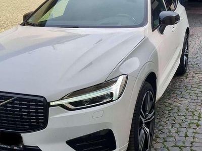 Weiß Gebraucht 2021 Volvo XC60 R-Design SUV | 36.900 €