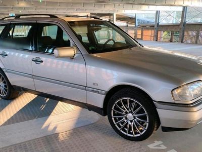 Mercedes C200