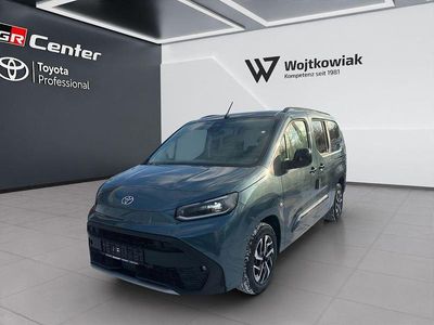 Blau Neu 2025 Toyota Proace Verso City Kombi | 41.890 € (Teuer)
