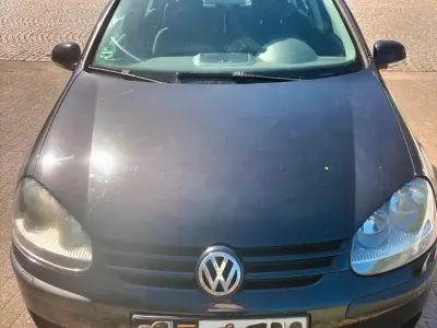 Gebraucht VW Golf VI 85 PS (62 kW) 2008 Schwarz Kleinwagen