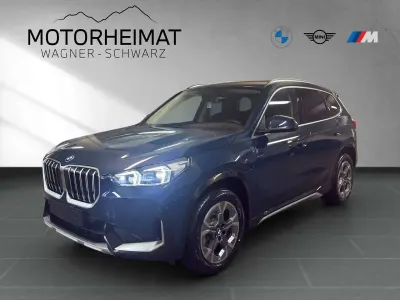 Neu BMW X1 xLine 245 PS (180 kW) 2026 Night dusk blue SUV
