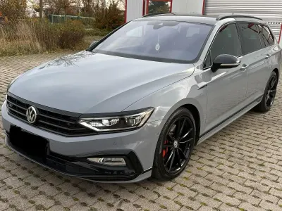 Gebraucht VW Passat R-line Edition 240 PS (176 kW) 2019 Grau Kombi