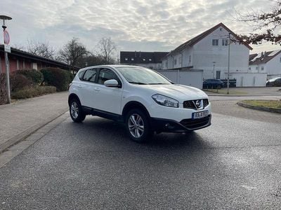 Gebraucht Nissan Qashqai 360º 141 PS (103 kW) 2013 Weiß SUV