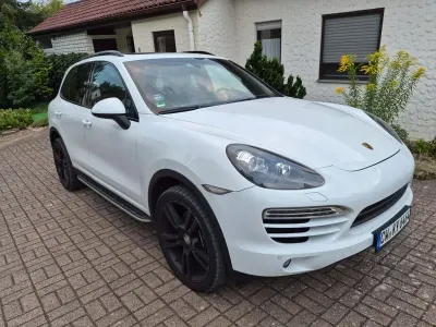 Gebraucht Porsche Cayenne Diesel 245 PS (180 kW) 2012 Weiß SUV