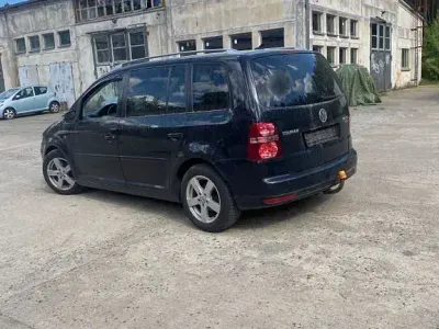 Gebraucht VW Touran R-line Edition 170 PS (125 kW) 2010 Schwarz Van / Kleinbus