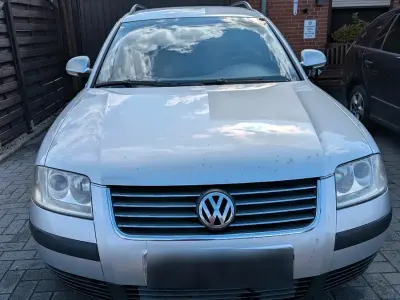 Gebraucht VW Passat 101 PS (74 kW) 2005 Silber Kombi