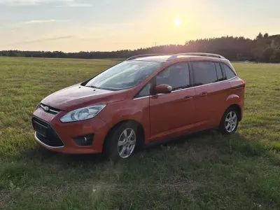 Gebraucht Ford Grand C-Max Champions Edition 140 PS (102 kW) 2012 Orange Van / Kleinbus