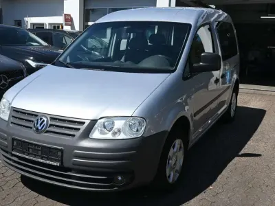 Gebraucht VW Caddy Life 105 PS (77 kW) 2006 Silber Van / Kleinbus