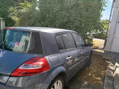 Gebraucht Renault Mégane 111 PS (81 kW) 2006 Grau Kleinwagen