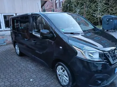 Gebraucht Nissan NV300 145 PS (106 kW) 2018 Schwarz Van