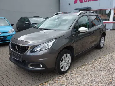 Gebraucht Peugeot 2008 Style 82 PS (60 kW) 2018 Grau SUV