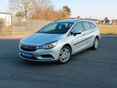 Gebraucht Opel Astra Edition 95 PS (69 kW) 2016 Grau Kombi