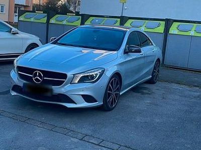 Gebraucht Mercedes CLA200 156 PS (114 kW) 2013 Silber Limousine