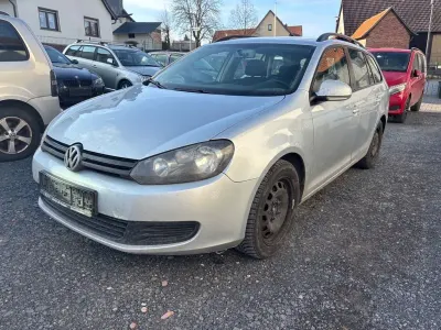 Gebraucht VW Golf VI Comfortline 105 PS (77 kW) 2011 Silber Kombi