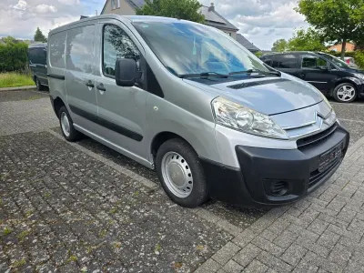 Gebraucht Citroën Jumpy 109 PS (80 kW) 2011 Silber Van / Kleinbus