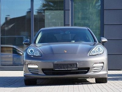 Porsche Panamera 4S