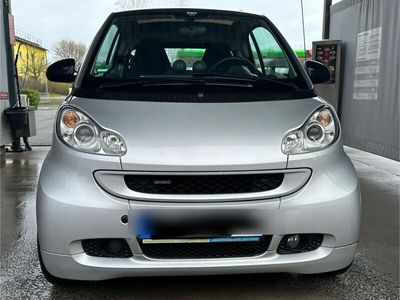 gebraucht Smart ForTwo Coupé 1.0 62kW pearlgrey pearlgrey