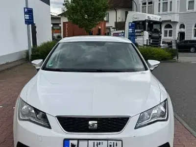 Gebraucht Seat Leon Reference 110 PS (80 kW) 2014 Weiß Kleinwagen