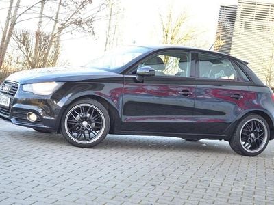 Gebraucht Audi A1 Sportback Attraction 86 PS (63 kW) 2013 Schwarz Kleinwagen