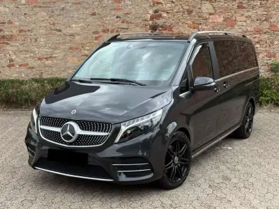 Gebraucht Mercedes V300 AMG line 237 PS (174 kW) 2023 Grau Van / Kleinbus