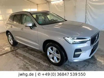 Usado Volvo XC60 Core 197 HP (144 kW) 2023 Prateado SUV